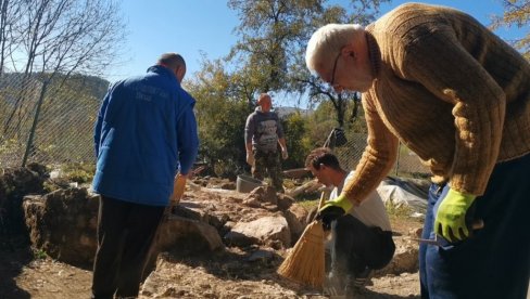 POGLEDAJTE ŠTA SE KRILO ISPOD ZEMLJE U SELU KOD ALEKSANDROVCA: Imanje podigao nepoznati veleposednik iz 3. veka (FOTO/VIDEO)