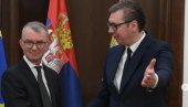 VUČIĆ SE SASTAO SA PREDSTAVNICIMA MMF-a: Situacija je ocenjena kao stabilna i povoljna (FOTO)