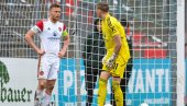 ZA LJUBITELJE BRZE ISPLATE: Goleade u prvom poluvremenu