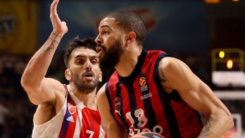 EFES PRONAŠAO ZAMENU ZA MICIĆA: Amerikanac tri godine u Istanbulu EFES PRONAŠAO ZAMENU ZA MICIĆA: Amerikanac tri godine u Istanbulu