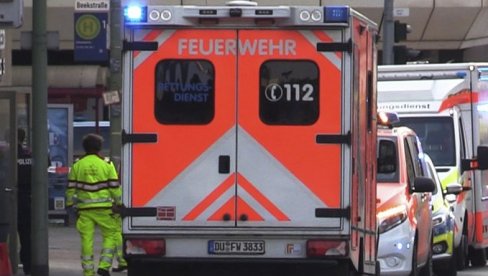 НЕМАЧКИ ПОЛИТИЧАР СРУШИО СЕ НА СТАЗИ И ПРЕМИНУО: Језива судбина високо рангираног члана Бундестага (ВИДЕО)