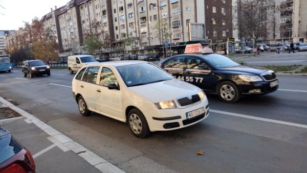 ПРИВРЕМЕНА ИЗМЕНА РЕЖИМА САОБРАЋАЈА У ДЕЛУ НОВОГ САДА: Санира се хаварија на вреловодној мрежи