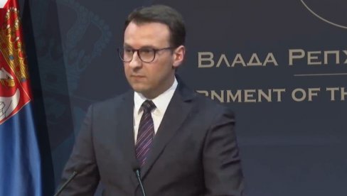 ПЕТКОВИЋ РАЗГОВАРАО СА ПРЕДСТАВНИЦИМА СРПСКЕ ЛИСТЕ: Слога, јединство и истрајност могу бити одговор на све проблеме ПЕТКОВИЋ РАЗГОВАРАО СА ПРЕДСТАВНИЦИМА СРПСКЕ ЛИСТЕ: Слога, јединство и истрајност могу бити одговор на све проблеме