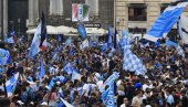 MARADONA U CENTRU SVEGA: Nestvarne scene u Napulju pred meč sezone (VIDEO)