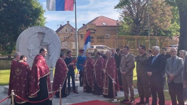 У ГРАДИШЦИ СЛУЖЕН ПАРАСТОС ЗА ПОГИНУЛЕ СРБЕ: Прошло је 28 година од злочиначке акције Бљесак