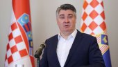 NOVAK ĐOKOVIĆ JE RUSOFIL! ZAŠTO SI SE SLIKAO SA NJIM? Sramna izjava predsednika Hrvatske odjeknula poput bombe u regionu