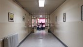 ПРЕТИО „НОВИМ РИБНИКАРОМ“: Ученик донео нож у школу на Новом Београду