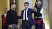USRED NOĆI POPUNJAVALI ARSENAL: Rezultati posete Vladimira Zelenskog Francuskoj USRED NOĆI POPUNJAVALI ARSENAL: Rezultati posete Vladimira Zelenskog Francuskoj