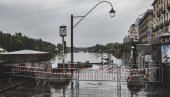 ULICE SE PRETVORILE U REKE: U Italiji na snazi crveno upozorenje, raseljeno preko 36.000 ljudi (VIDEO)