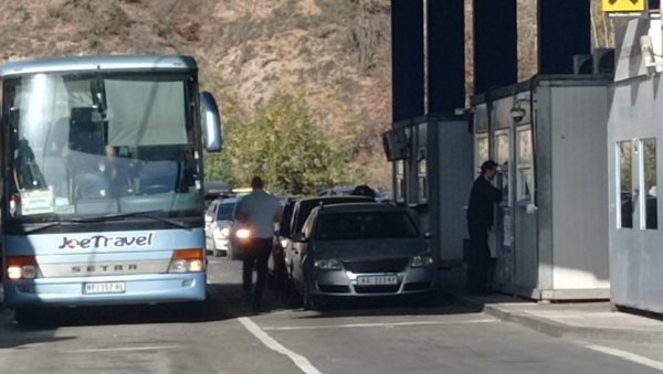 НИСУ МУ ДАЛИ НИ ЛЕКОВЕ ДА ПОНЕСЕ: Албанци ухапсили још једног Србина на Јарињу НИСУ МУ ДАЛИ НИ ЛЕКОВЕ ДА ПОНЕСЕ: Албанци ухапсили још једног Србина на Јарињу