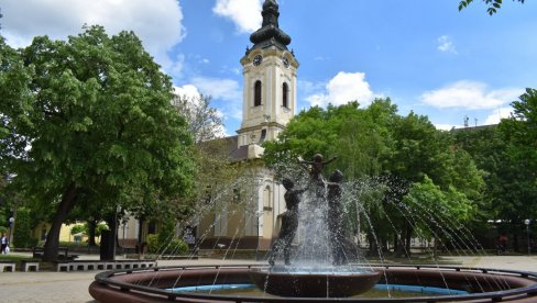 LITURGIJA UJUTRU, A UVEČE KONCERT: Kikinda sutraproslavlja gradsku slavu