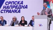 VUČIĆ: Dok sam živ neću napustiti SNS