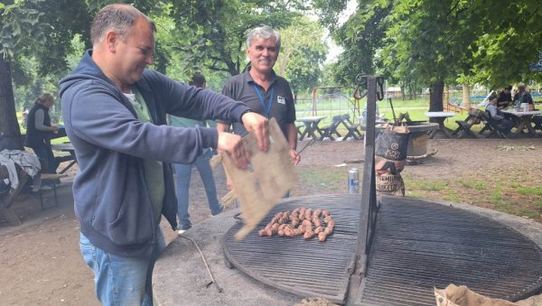 ФЕРИЈАЛНИ САВЕЗ И ТО ЧУКАРИЦЕ: Роштиљијада на Ади за викенд