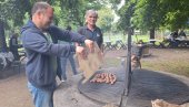 NAJBOLJI ROŠTILJ JE SA PALA: Na Adi Ciganliji održana tradicionalna manifestacija Roštiljijada