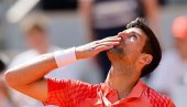 NOVAK ĐOKOVIĆ NA ROLAN GAROSU BEZ DLAKE NA JEZIKU: Nikoga ne mrzim, a ko mene mrzi... NOVAK ĐOKOVIĆ NA ROLAN GAROSU BEZ DLAKE NA JEZIKU: Nikoga ne mrzim, a ko mene mrzi...