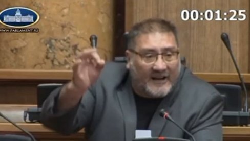 TI SI ŽENA OD KOJE I NAJBLIŽI SARADNICI OKREĆ U GLAVU Bulatović odgovorio Mariniki: Stalno si u društvu kriminalaca (VIDEO)