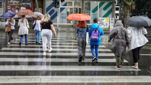 ZA VIKEND TEMPERATURA ISPOD SVAKOG PROSEKA: Danas u Srbiji ponovo kiša - Evo kada stiže promena