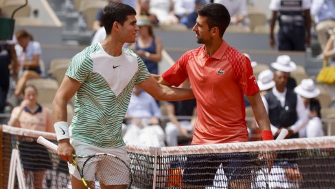 TENIS JE POBEDNIK! Rod Lejver pred finale Đokovića i Alkaraza na Vimbldonu