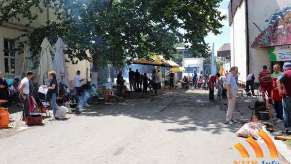 АЛАСИ УКРШТАЈУ ВАРЈАЧЕ: Манифестација крај Тамиша (ФОТО)