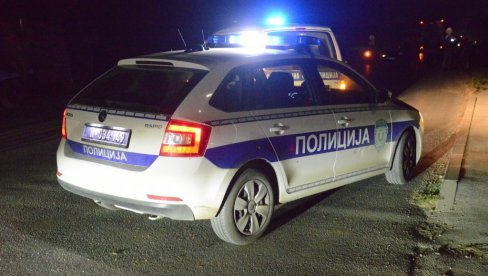 AKCIJA POLICIJE: Uhapšena tri muškaraca, u kombiju pokušali da prokrijumčare 37 migranata
