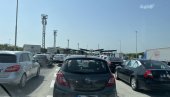 КОЛАПС ОД РАНОГ ЈУТРА: Колоне возила на овом граничном прелазу