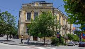 ИМА ДА ТЕ УБИЈЕМ, ДА ТИ ЗАПАЛИМ СВЕЋУ Скандал у врањском суду: Отац претио да ће убити сина
