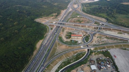 DOSANJAĆEMO OBILAZNICU NA VIDOVDAN: Naši reporteri na završnom uređenju kompletirane trase oko Beograda (FOTO)