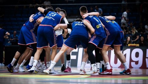 NOVA POBEDA ORLIĆA: Srbija došla do drugog trijumfa na Svetskom prvenstvu za košarkaše do 19 godina starosti NOVA POBEDA ORLIĆA: Srbija došla do drugog trijumfa na Svetskom prvenstvu za košarkaše do 19 godina starosti
