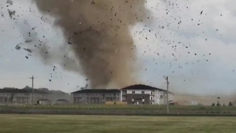 UPOZORENJE KLIMATOLOGA KOJE VAM SE NEĆE DOPASTI: Da li Srbiji preti opasnost od tornada? UPOZORENJE KLIMATOLOGA KOJE VAM SE NEĆE DOPASTI: Da li Srbiji preti opasnost od tornada?