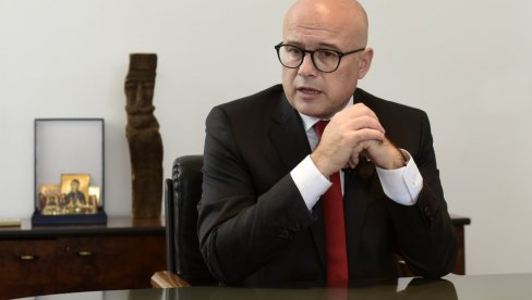 SAMO KUKAVICE KOJE SE PLAŠE ISTINE NAPADAJU NOVINARE Vučević osudio napad na novinarku Informera