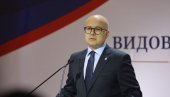 ПРЕДСЕДНИЧЕ, СНС ЋЕ БИТИ ПРВИ, НАЈБРОЈНИЈИ ВАГОН У ПОКРЕТУ ЗА НАРОД И ДРЖАВУ: Вучевић на обележавању Видовдана (ВИДЕО)