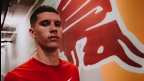 NAPADAČ STIGAO U RIM: Srbin potpisao za Lacio, a trener Mauricio Sari šokirao izjavom