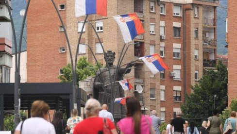 NEĆE BITI KOLONE KAO U KARABAHU Vučić nikad jasniji - Situacija vri, Kurti je ujedinio sve Srbe NEĆE BITI KOLONE KAO U KARABAHU Vučić nikad jasniji - Situacija vri, Kurti je ujedinio sve Srbe