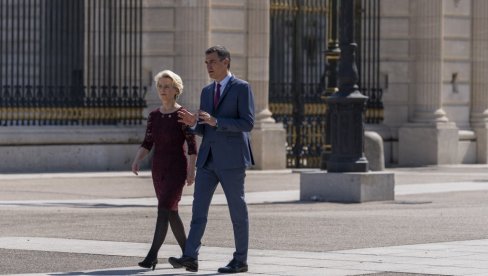 FON DER LAJENOVA STIGLA U MADRID: Razgovori sa vladom o predsedavanju Španije Savetu EU FON DER LAJENOVA STIGLA U MADRID: Razgovori sa vladom o predsedavanju Španije Savetu EU