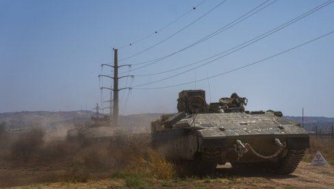 IZRAELSKA VOJSKA UŠLA UNUTAR POJASA GAZE: Hamasa tvrdi da su pripadnici IDF pobegli trčeći (VIDEO) IZRAELSKA VOJSKA UŠLA UNUTAR POJASA GAZE: Hamasa tvrdi da su pripadnici IDF pobegli trčeći (VIDEO)