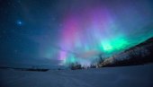 PLES SVETLOSTI: Aurora borealis u “purpurnim i zelenkastim” nijansama (VIDEO/FOTO)