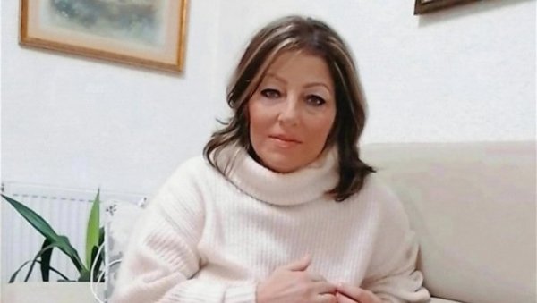 ПОТРЕСНА СУДБИНА ВЕСНЕ ИЗ ВРАЊА: Остала је без обе ноге када се бацила на ћеркицу да је заштити од НАТО бомби, а сада јој је потребна помоћ ПОТРЕСНА СУДБИНА ВЕСНЕ ИЗ ВРАЊА: Остала је без обе ноге када се бацила на ћеркицу да је заштити од НАТО бомби, а сада јој је потребна помоћ