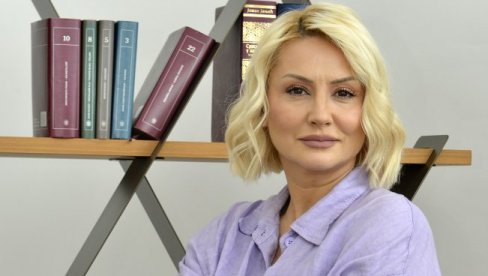 ПОНОСНА НА ЋЕРКУ: Гоца Тржан о школовању наследнице ПОНОСНА НА ЋЕРКУ: Гоца Тржан о школовању наследнице