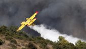 УЖАС У ГРЧКОЈ: Ватрогасци се боре са разорним пожарима, у помоћ стигла из Чешке и Италије (ВИДЕО)