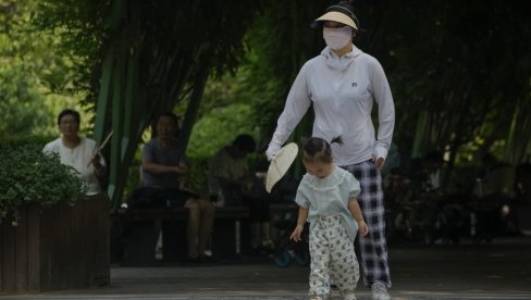 U KINI IZMERENO 80 STEPENI: Gori planeta - temperaturni rekordi širom sveta U KINI IZMERENO 80 STEPENI: Gori planeta - temperaturni rekordi širom sveta