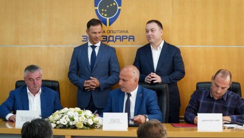 ЦЕЛА ЗВЕЗДАРА ЋЕ БИТИ ПОКРИВЕНА ГАСОВОДНОМ МРЕЖОМ Мали: Потписан уговор којим је озваничен почетак радова ЦЕЛА ЗВЕЗДАРА ЋЕ БИТИ ПОКРИВЕНА ГАСОВОДНОМ МРЕЖОМ Мали: Потписан уговор којим је озваничен почетак радова