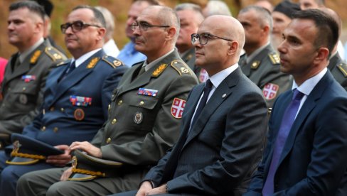 СЕЋАЊЕ НА РАТНИЧКОГ ГЕНИЈА: Министар Вучевић на Свечаној академији у част војводе Живојина Мишића СЕЋАЊЕ НА РАТНИЧКОГ ГЕНИЈА: Министар Вучевић на Свечаној академији у част војводе Живојина Мишића