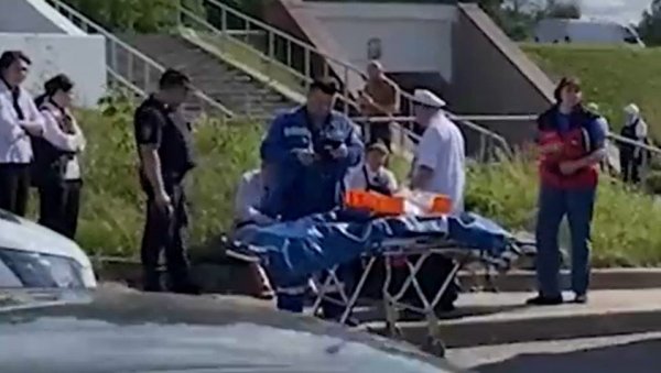 ЕКСПЛОЗИЈА У МОСКВИ: Има мртвих, кључала вода шикљала по тржном центру (ВИДЕО) ЕКСПЛОЗИЈА У МОСКВИ: Има мртвих, кључала вода шикљала по тржном центру (ВИДЕО)