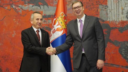 ПРЕДСЕДНИК ПРИМИО АКРЕДИТИВНА ПИСМА: Вучић са новим амбасадорима Палестине, Кипра, Јапана, Конга и БиХ (ФОТО) ПРЕДСЕДНИК ПРИМИО АКРЕДИТИВНА ПИСМА: Вучић са новим амбасадорима Палестине, Кипра, Јапана, Конга и БиХ (ФОТО)