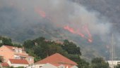 U HRVATSKOJ IZBIO NOVI POŽAR: Gori kod Makarske, zaustavljen je saobraćaj kod Tučepa