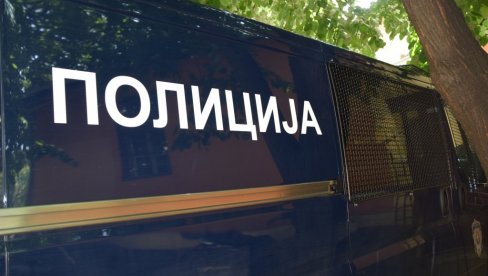 U AUTU KRIO HEROIN: Policija pronašla više paketića