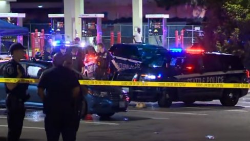 БЕБУ У КОЛИЦИМА УБИО ЗАЛУТАЛИ МЕТАК: Језиве сцене у Бруклину