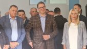 VUČIĆ TOKOM POSETE RS: Jedan smo narod, sa obe strane Drine, moramo da budemo jedni uz druge