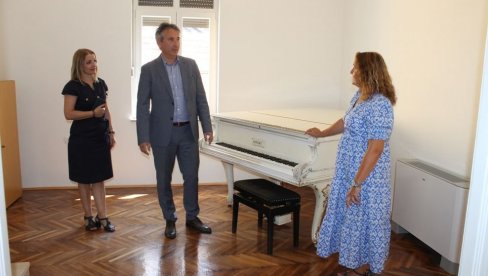 ЗА ЈОШ БОЉЕ РЕЗУЛТАТЕ: Музичка школа ,,Стеван Мокрањац у Врању добила нови простор ЗА ЈОШ БОЉЕ РЕЗУЛТАТЕ: Музичка школа ,,Стеван Мокрањац у Врању добила нови простор