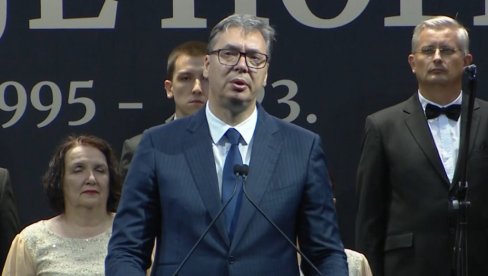 ЈАСНА ПОРУКА ВУЧИЋА ИЗ СРПСКЕ: Србија ће увек бити уз свој народ, ма какву цену лично морао да платим ЈАСНА ПОРУКА ВУЧИЋА ИЗ СРПСКЕ: Србија ће увек бити уз свој народ, ма какву цену лично морао да платим